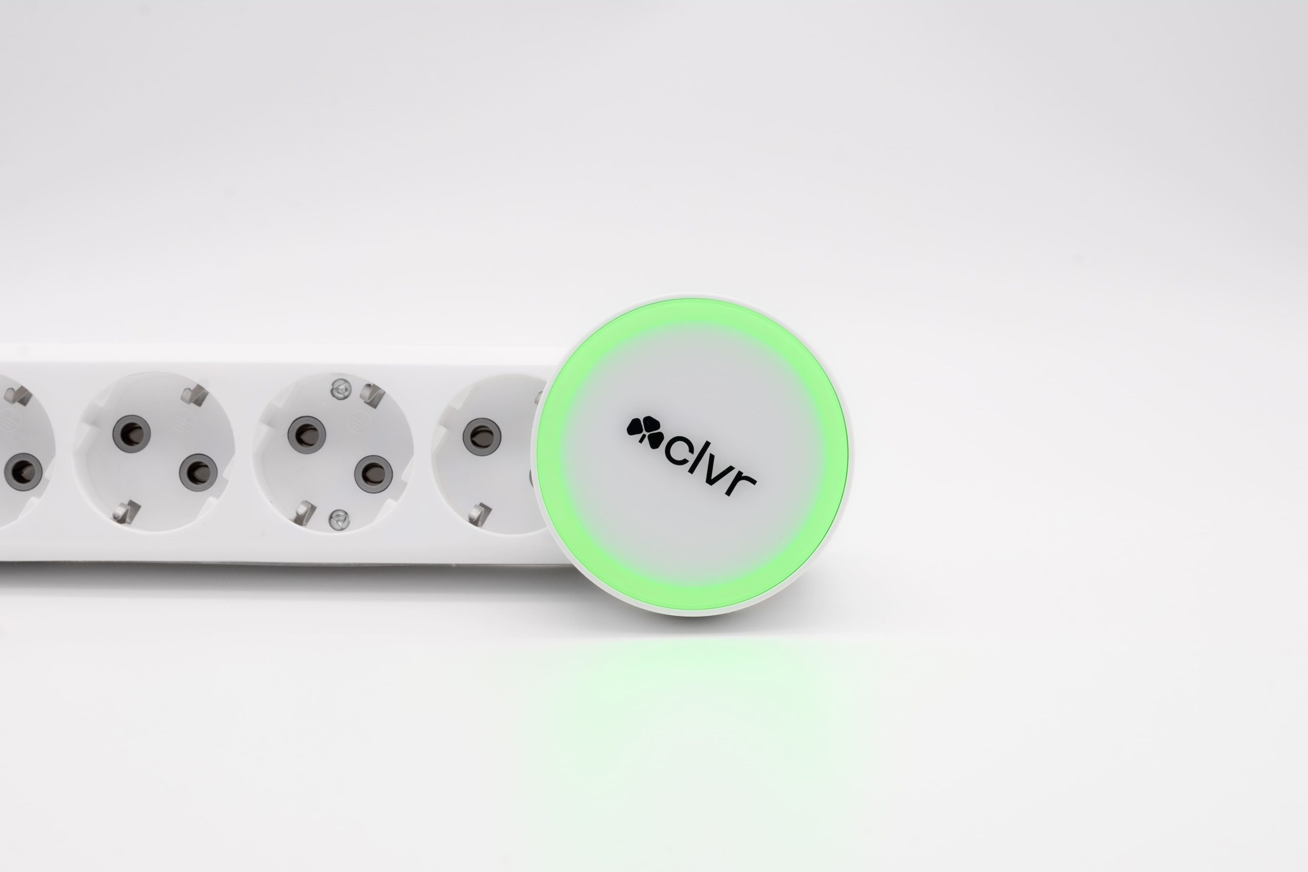 Контроллер умной квартиры CLVR HUB V1.1